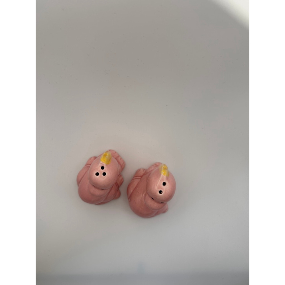 Vintage Pink Dinosaur Salt & Pepper Shakers – Cute Retro Kitchen Decor - Picture 2 of 6